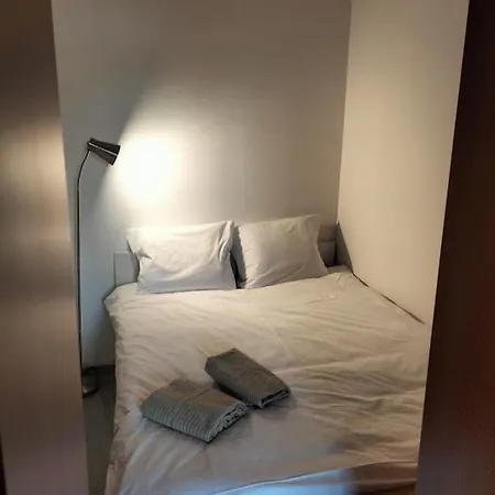 B10 Zasnij W Narnii Obok Sadu Al Solidarnosci Apartmán *