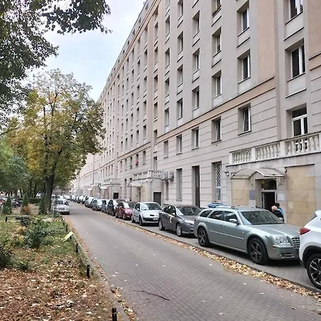 B10 Zasnij W Narnii Obok Sadu Al Solidarnosci